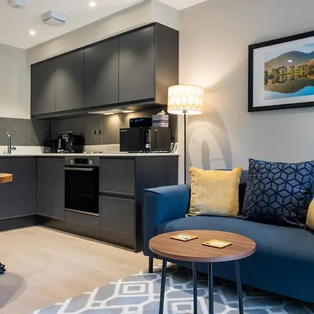 The Flowing River Apartment